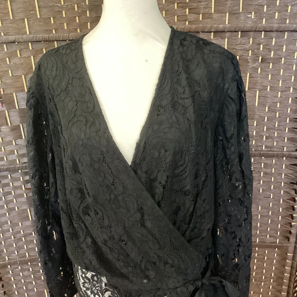 ADIVA Black Lace Inflated Sleeves (Size: 1X) NWT